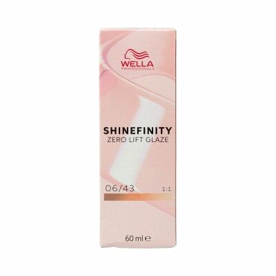 Dauerhafte Coloration Wella Shinefinity Nº 06/43 (60 ml)